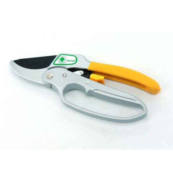 Sécateur coupe branche basique