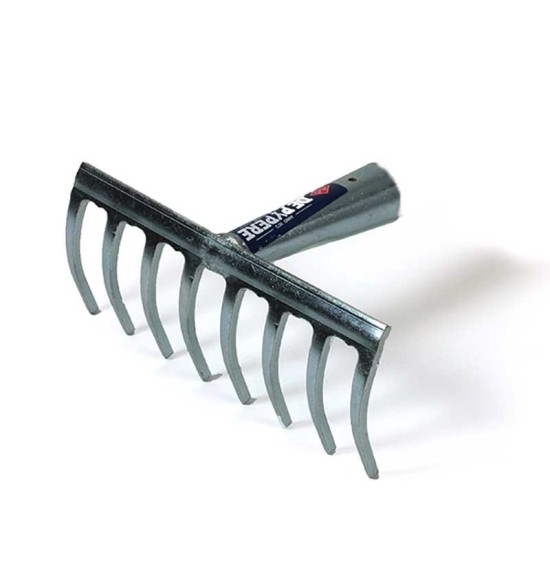 Râteau zingué 8 dents.