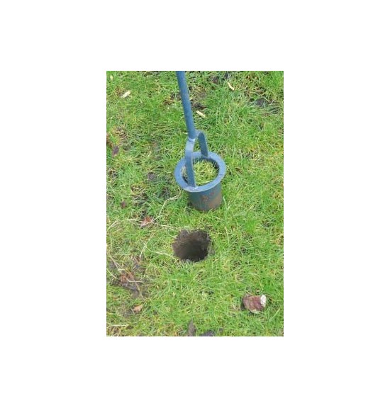 Plantoir forgé sur manche