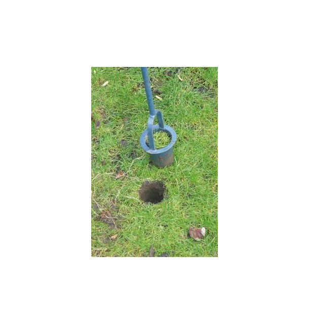 Plantoir forgé sur manche