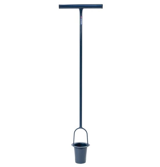 Plantoir forgé sur manche